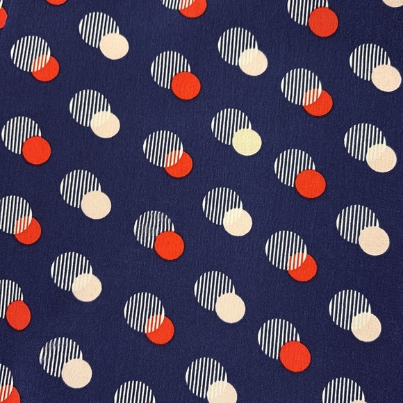 Kate Spade Navy A-Line Skirt with Red and White Dots- size 6 - 100% silk - Picture 7 of 7